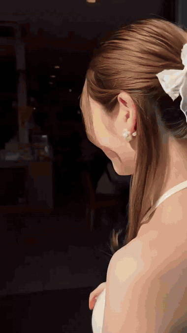03-cafe-angle-change.gif