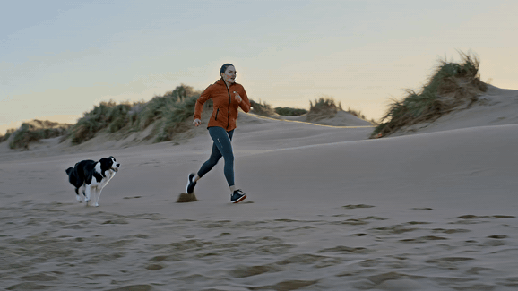 04-runner-dog-landing.gif