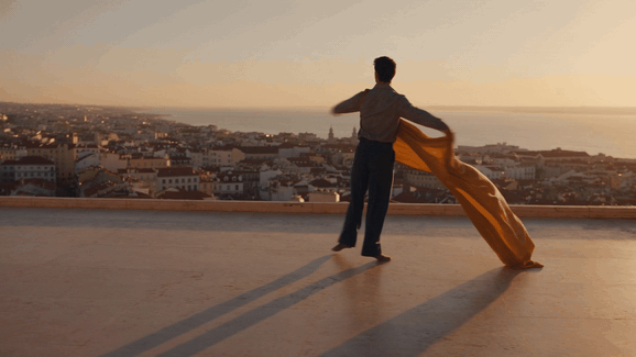 05-lisbon-rooftop-dance.gif